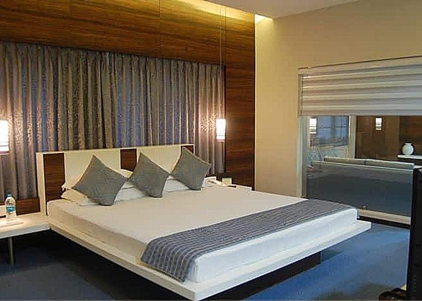 Madhya Pradesh Indore Suite Room