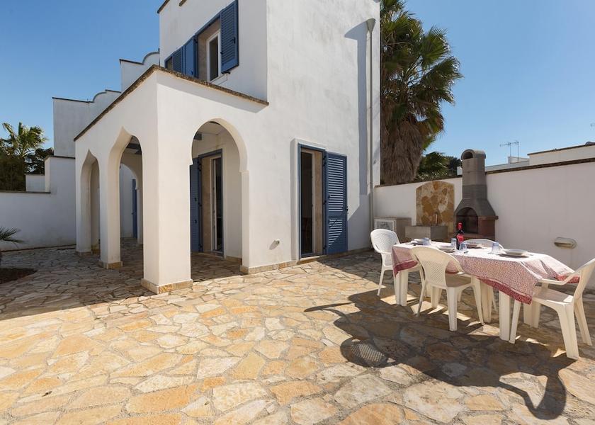 Puglia Nardo Exterior Detail