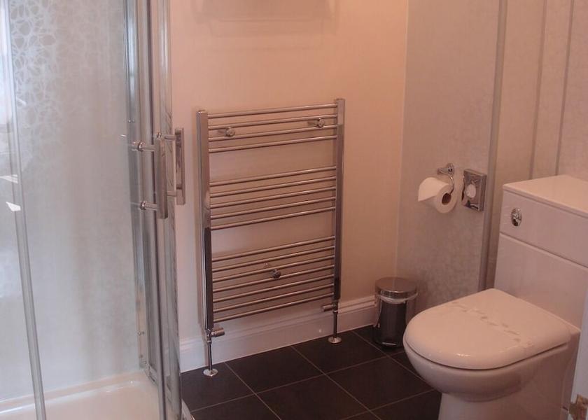 England Shanklin Bathroom