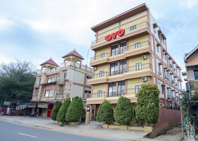  Samarinda  Exterior Detail