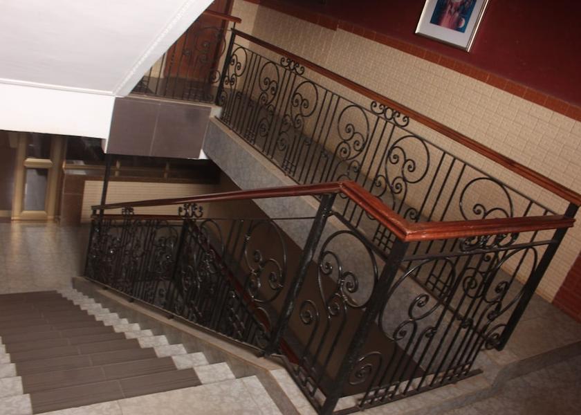  Yaounde Staircase