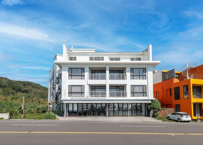 Pingtung County Hengchun Exterior Detail