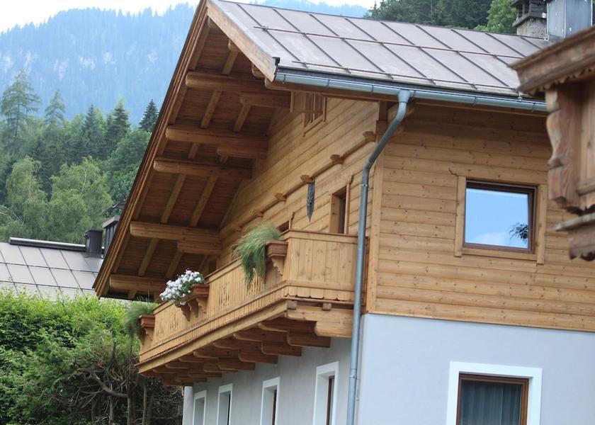Tirol Aurach bei Kitzbuehel Exterior Detail