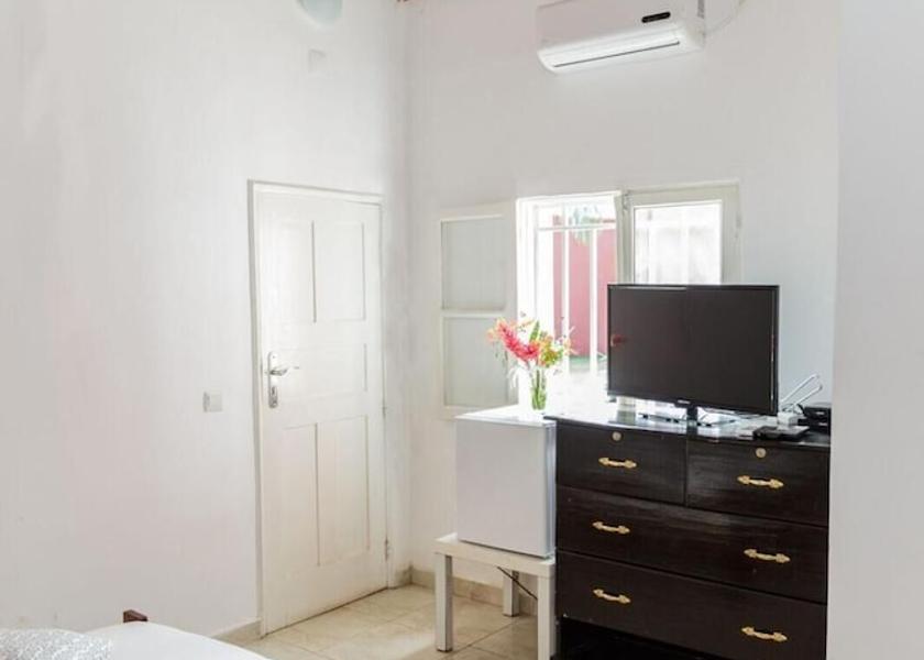  Sao Tome Island Room