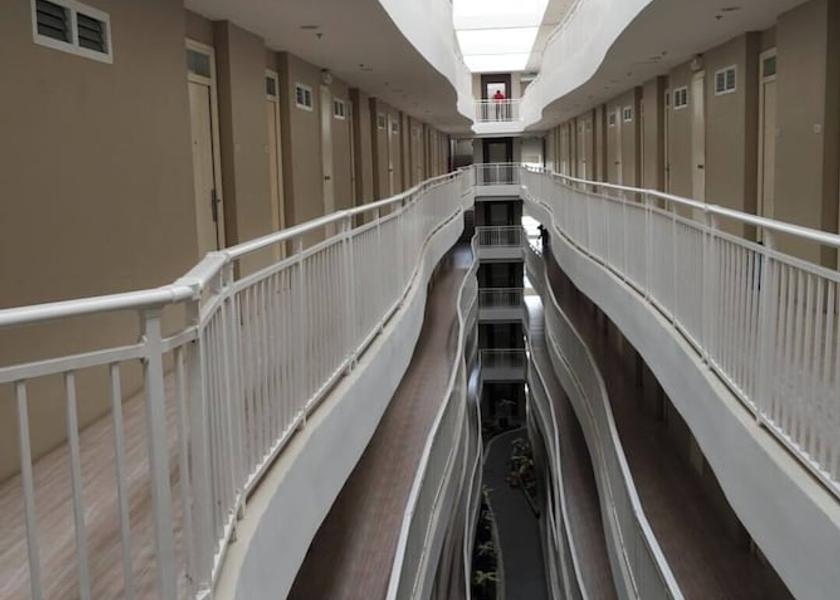 Central Visayas Lapu-Lapu Hallway