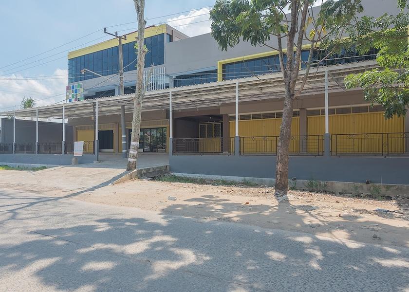  Samarinda  Exterior Detail