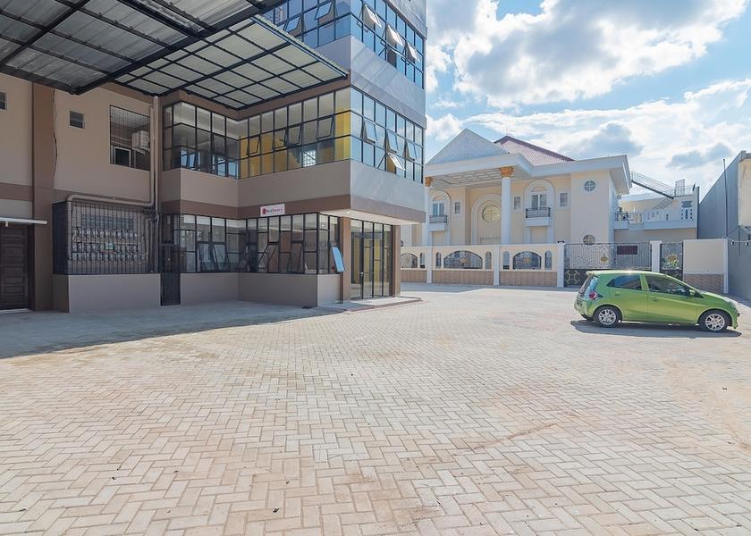  Samarinda  Exterior Detail