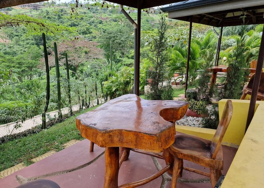  Aburi Exterior Detail