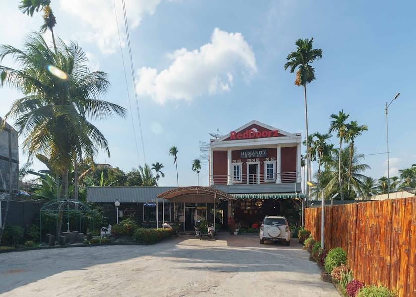  Pematangsiantar Facade