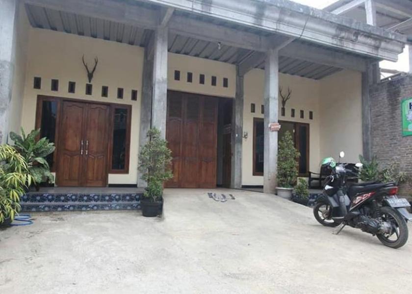 Central Java Mungkid Exterior Detail