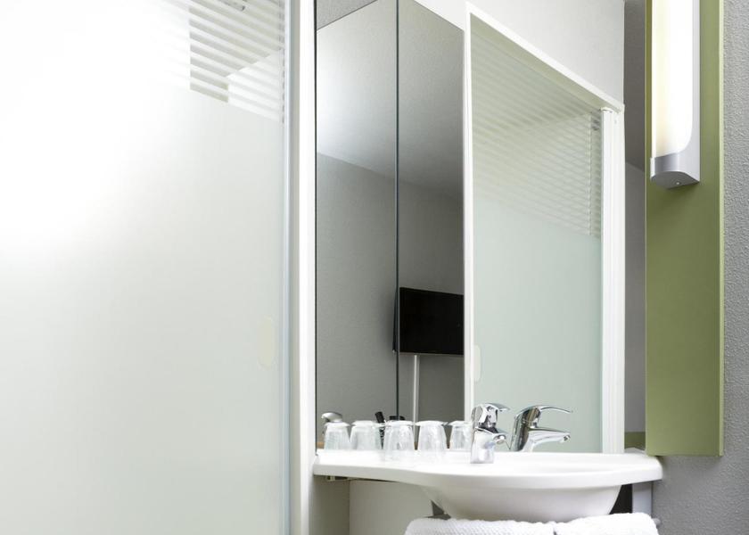 Walloon Region Raeren Standard Room with 1 double bed