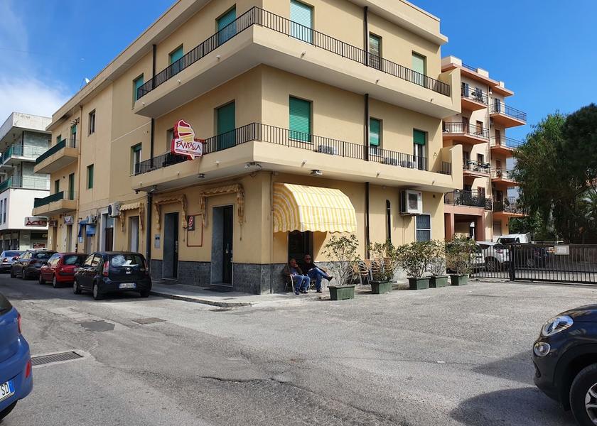 Calabria Reggio Di Calabria Facade