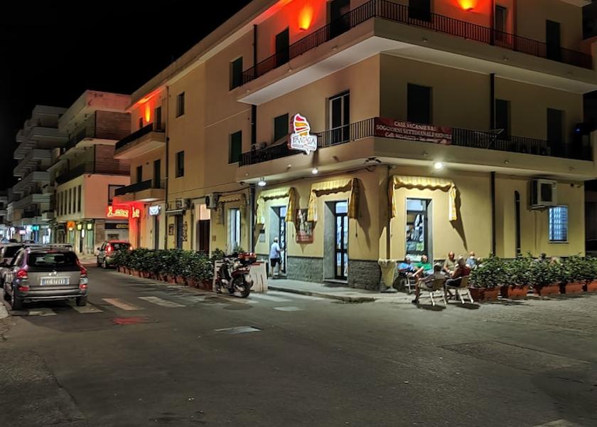Calabria Reggio Di Calabria Facade