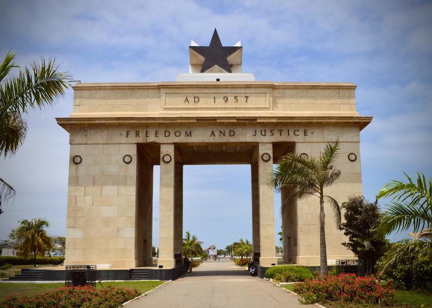  Accra Exterior