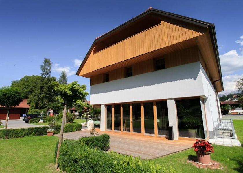  Kamnik Exterior Detail