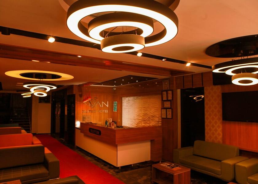Van Van Lobby