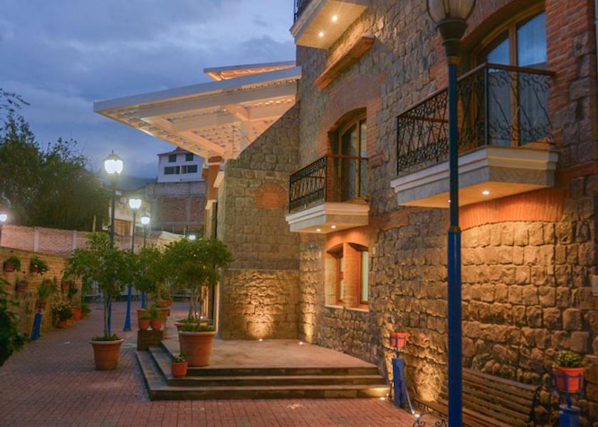 Imbabura Otavalo Front of property
