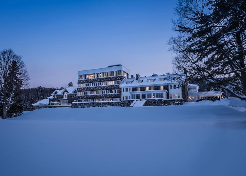 Quebec Sainte-Agathe-des-Monts Facade