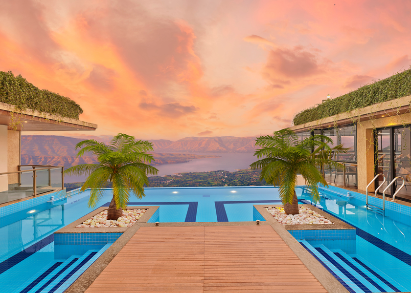 Maharashtra Panchgani Swimming pool [outdoor]