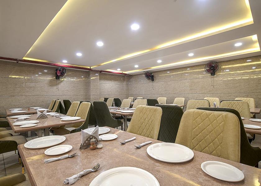 Madhya Pradesh Indore Food & Dining