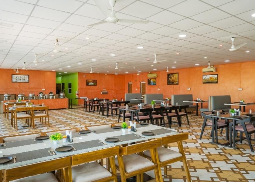 Gujarat Rajpipla Food & Dining