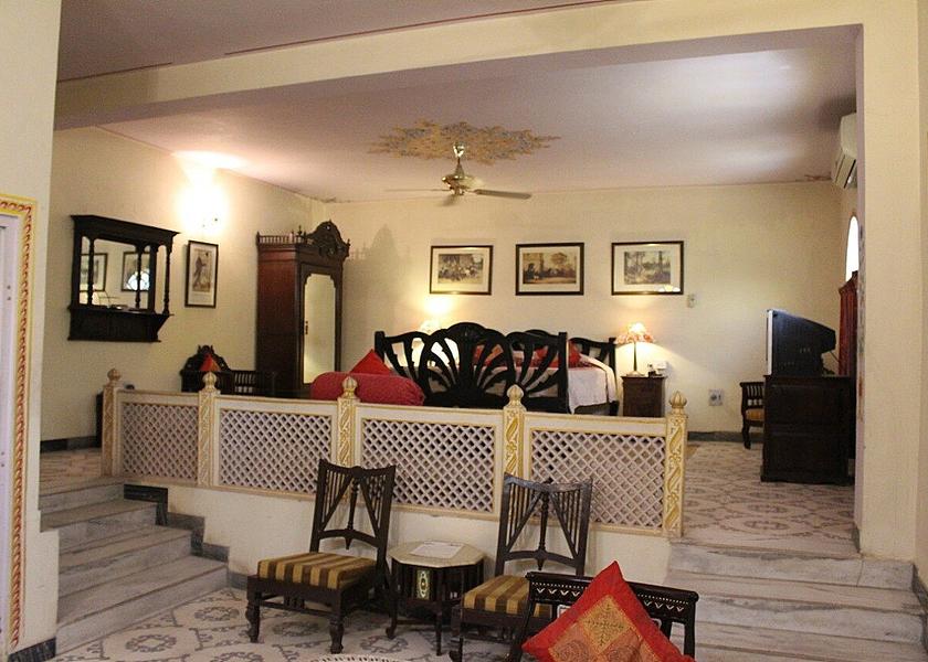 Rajasthan Jaipur Food & Dining