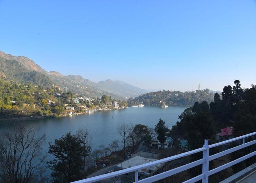 Uttarakhand Nainital Super Deluxe Lake View Room
