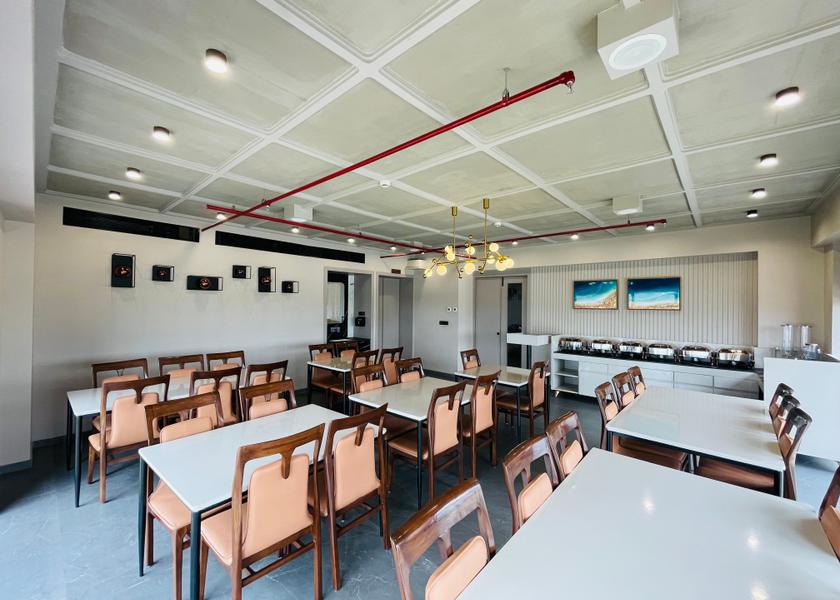 Gujarat Ahmedabad Food & Dining