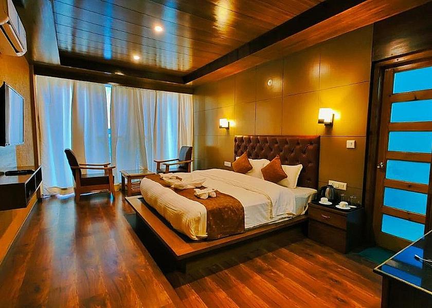 Himachal Pradesh Manali Deluxe Superior Room