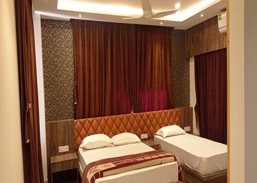 West Bengal Lataguri Double bed Jungle View