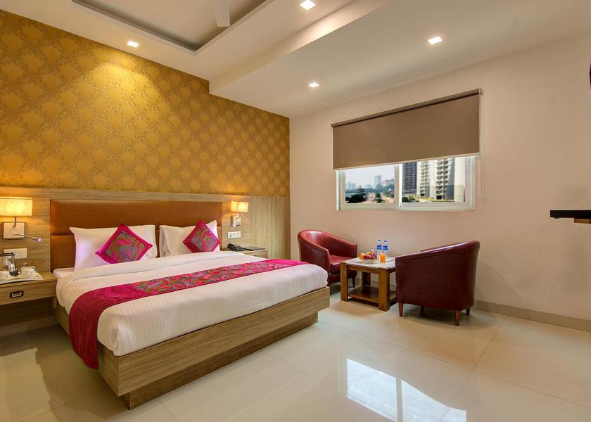 Delhi Delhi Deluxe King Room