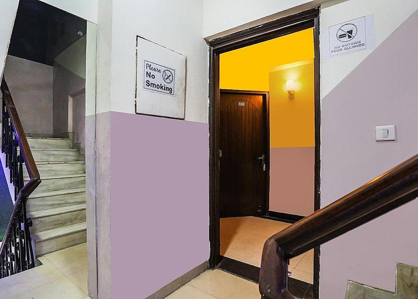 Delhi Delhi Public Areas