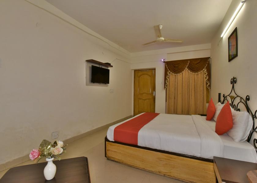 Himachal Pradesh Dalhousie Deluxe Room