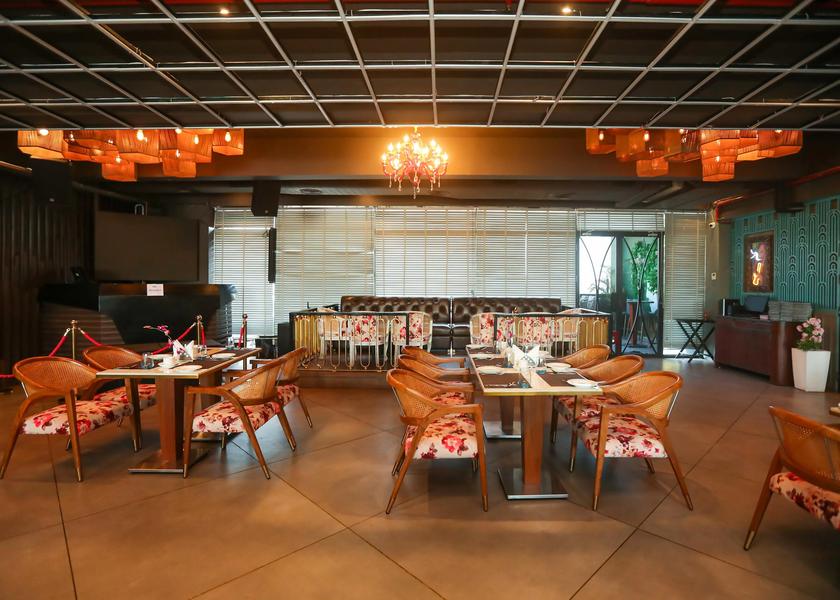 Uttar Pradesh Jhansi Food & Dining