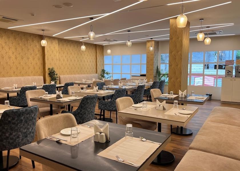 Karnataka Bangalore Food & Dining