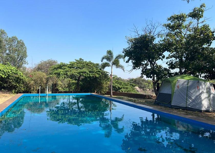Karnataka Hampi Pool