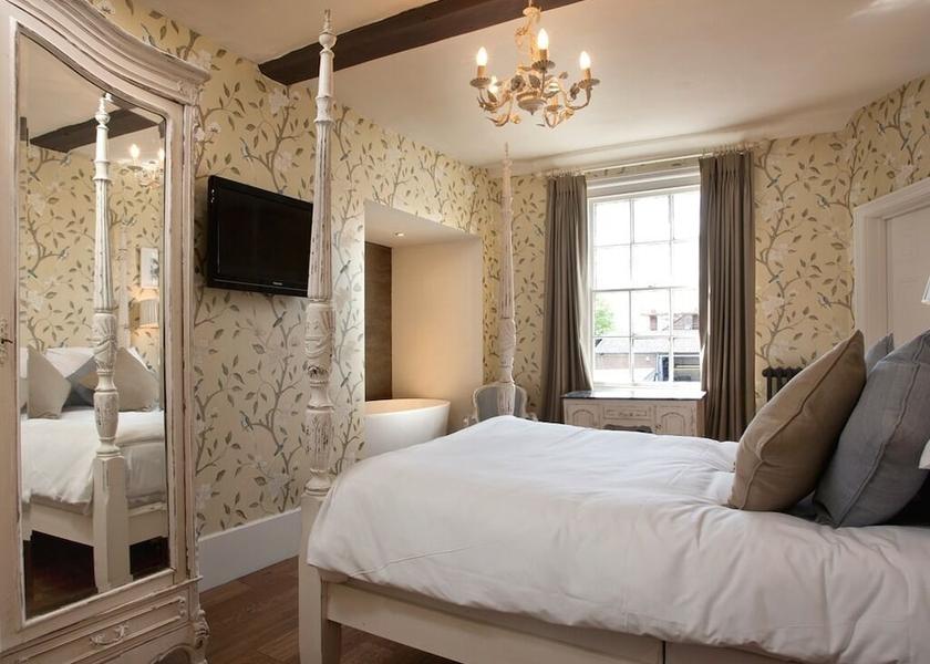 England West Malling Room