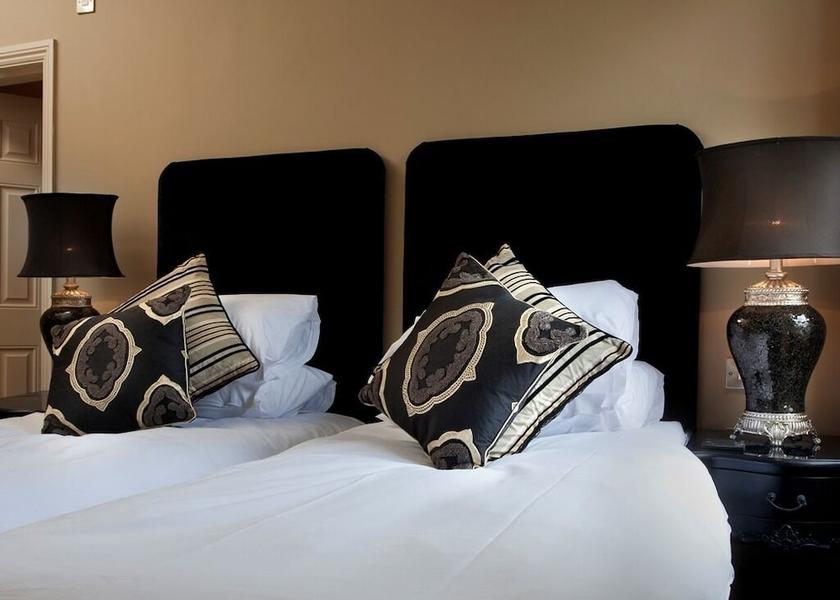 England West Malling Room