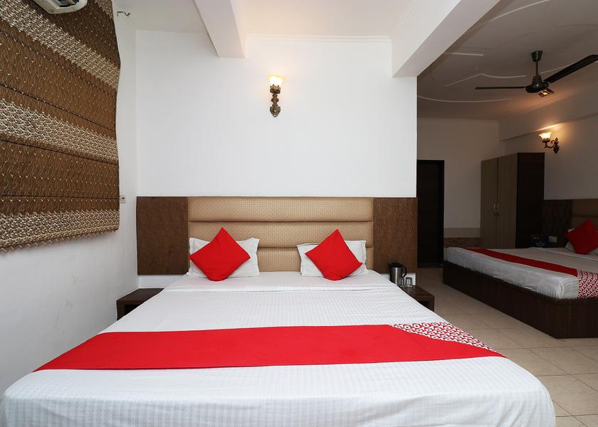 Uttar Pradesh Agra Room