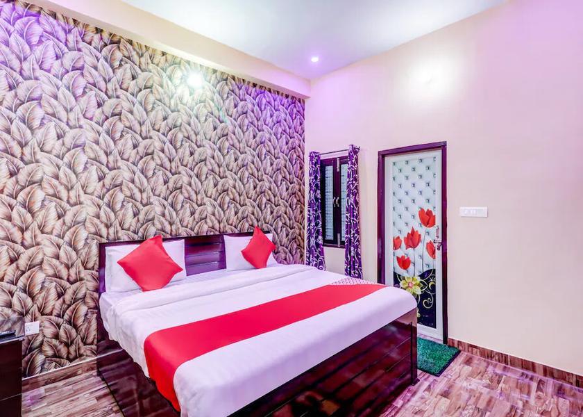 Uttar Pradesh Lucknow Classic Room