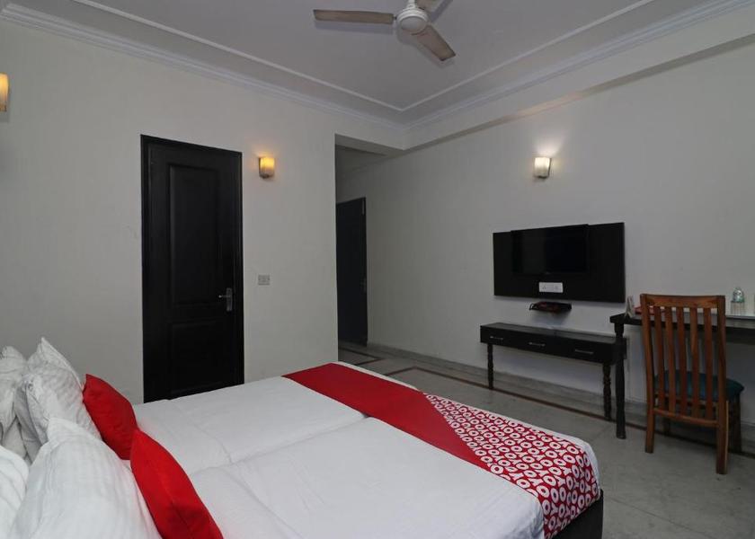 Uttar Pradesh Meerut Classic Triple Room