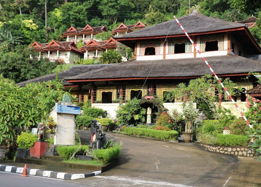 West Nusa Tenggara Senggigi Front of property