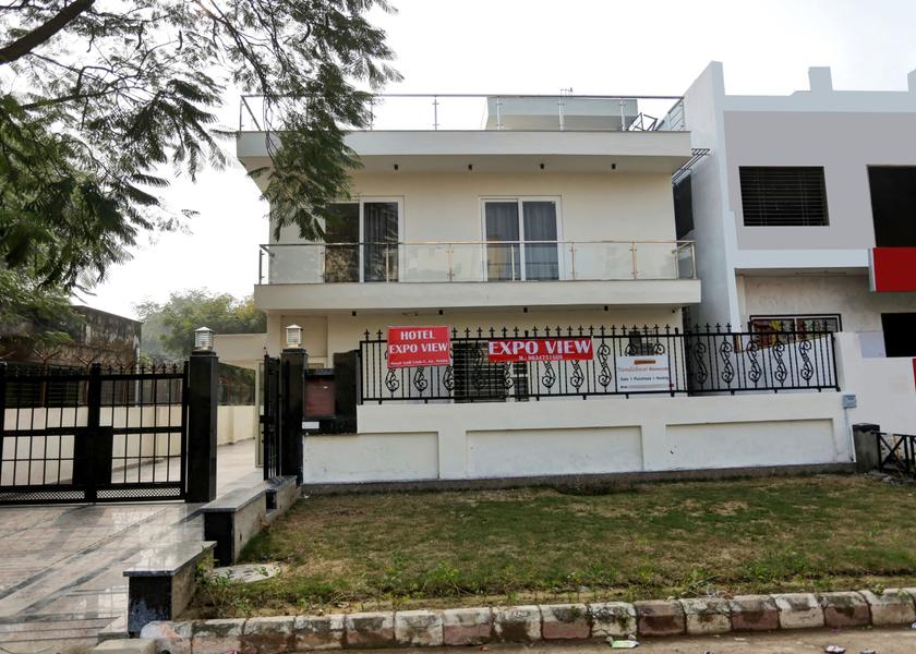 Uttar Pradesh Noida Facade