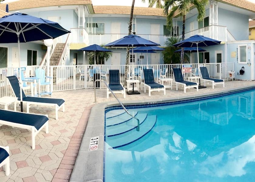 Florida Lauderdale-by-the-Sea Property Grounds