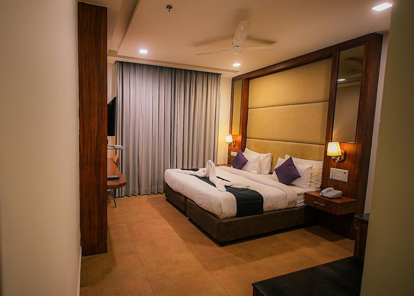 Uttar Pradesh Agra Deluxe King Room