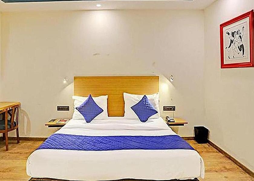 Uttar Pradesh Noida Deluxe Room