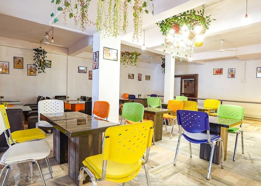 Uttar Pradesh Prayagraj Restaurant