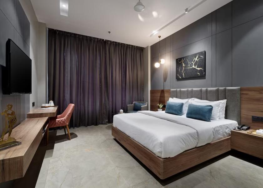 Maharashtra Nanded Super Deluxe AC Room