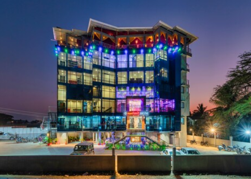 Maharashtra Karad Hotel Exterior