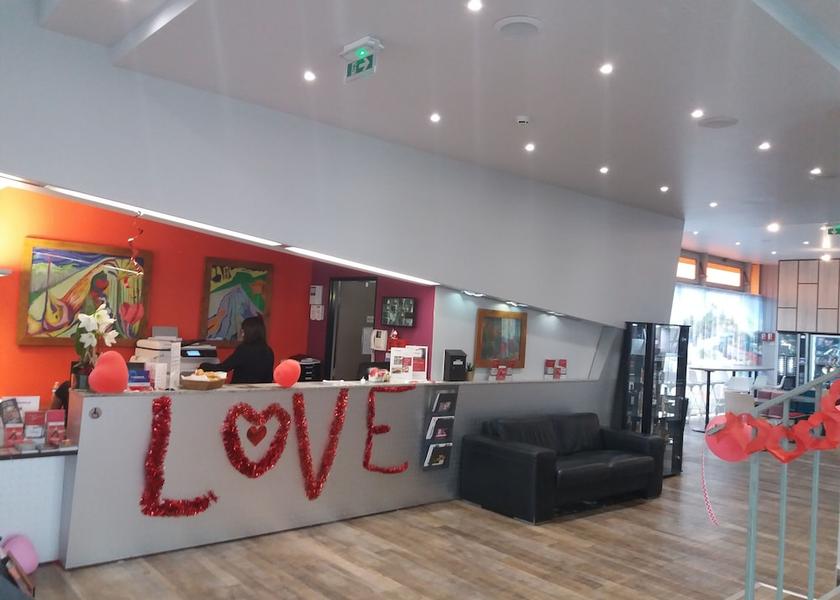 Ile-de-France Torcy Interior Entrance